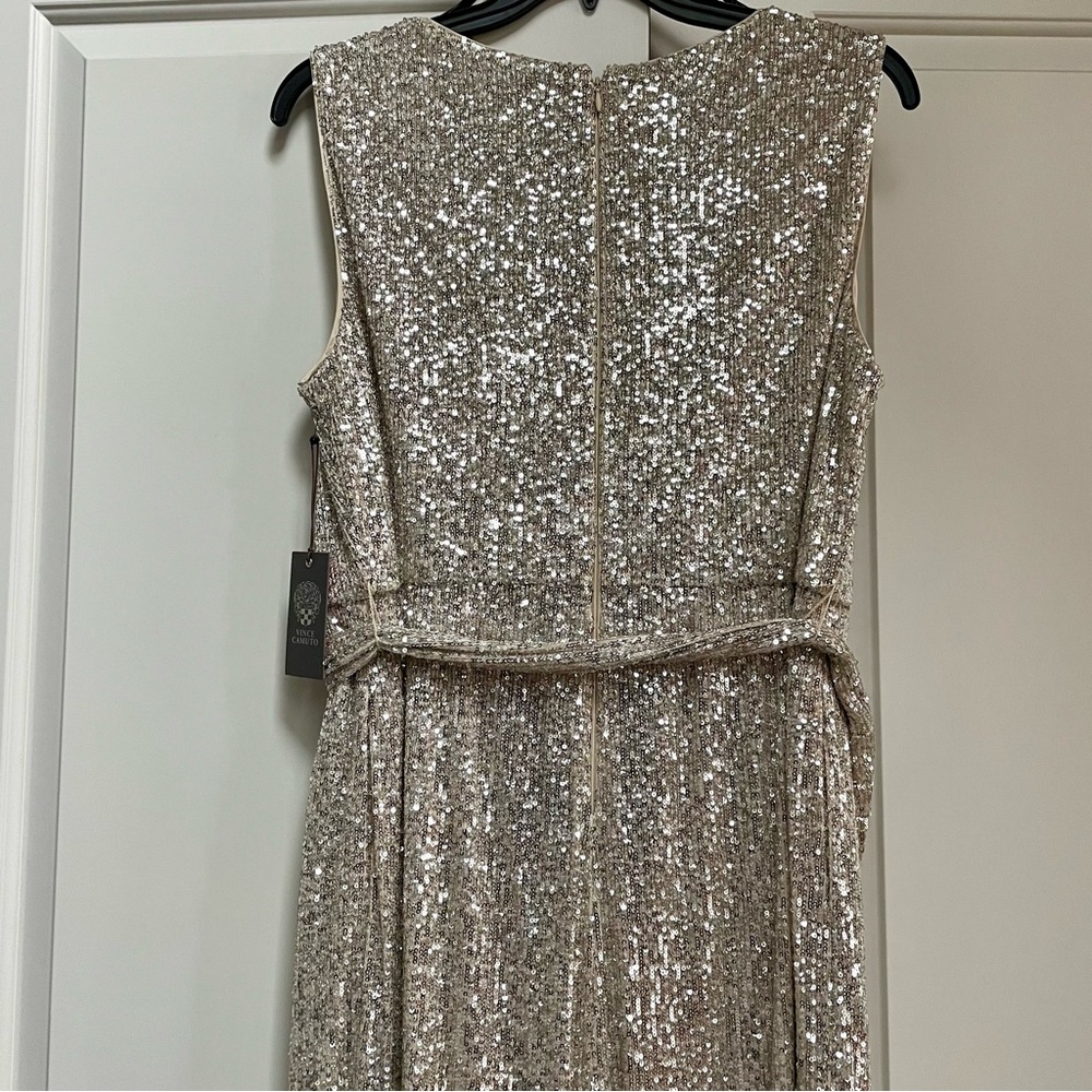 NWT Vince Camuto Silver Sequin Cowl Neck Sleeveless Tie Waist Wide Leg Jumpsuit - Picture 12 of 16